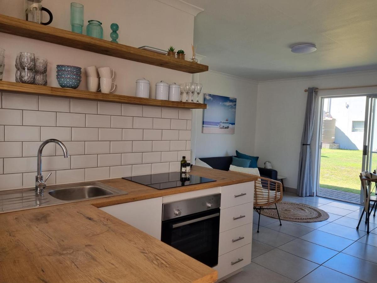 Modern Apartment Close To Kite Beach Langebaan Exterior foto